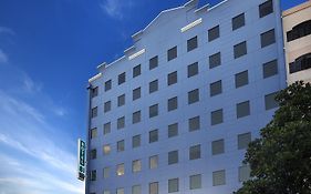 Hotel 81 Premier Hollywood